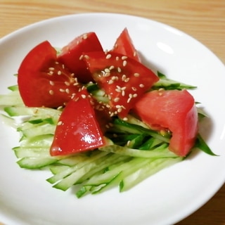 トマトときゅうりのサラダ